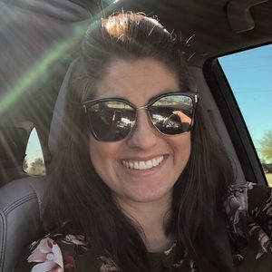 Meet your Posher, Lindsay